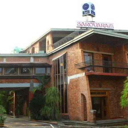 Bth Sarovaram Kochi Eksteriør billede